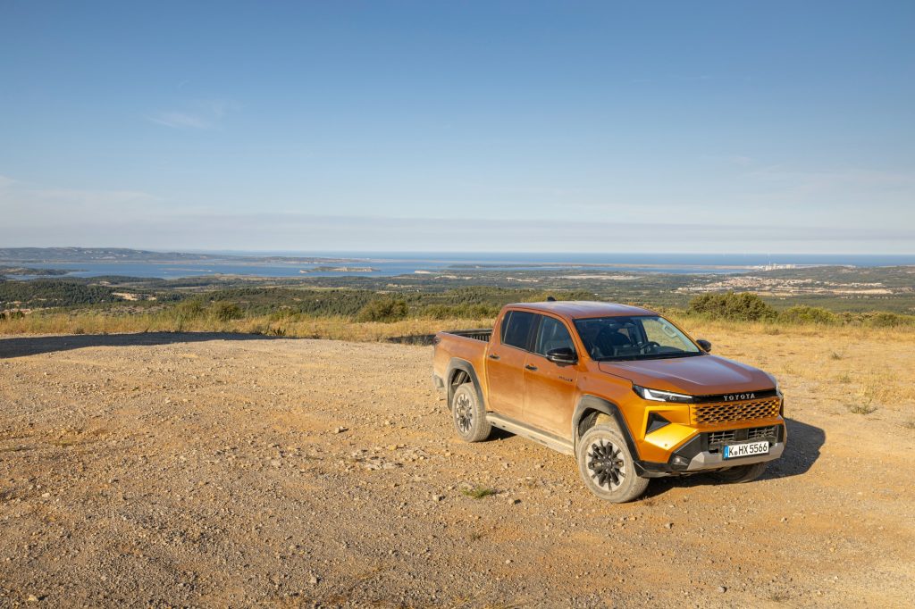 Toyota-Hilux-Hybride-48V-62