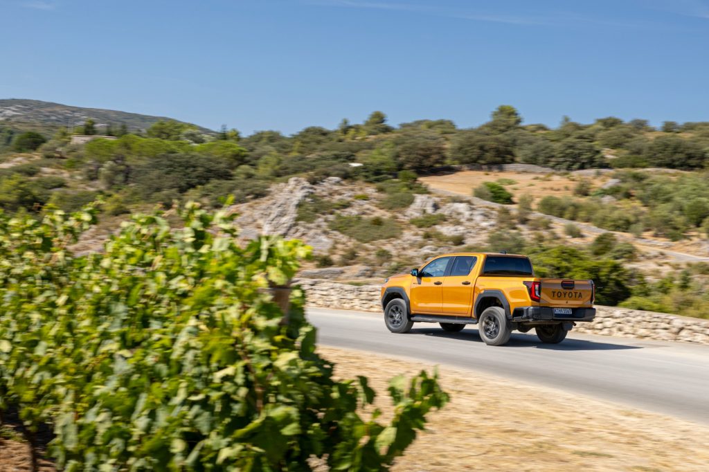 Toyota-Hilux-Hybride-48V-7