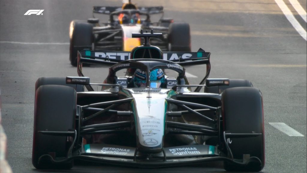Azerbaïdjan 2026 : Russell résiste aux deux Red Bull, la cata pour McLaren
