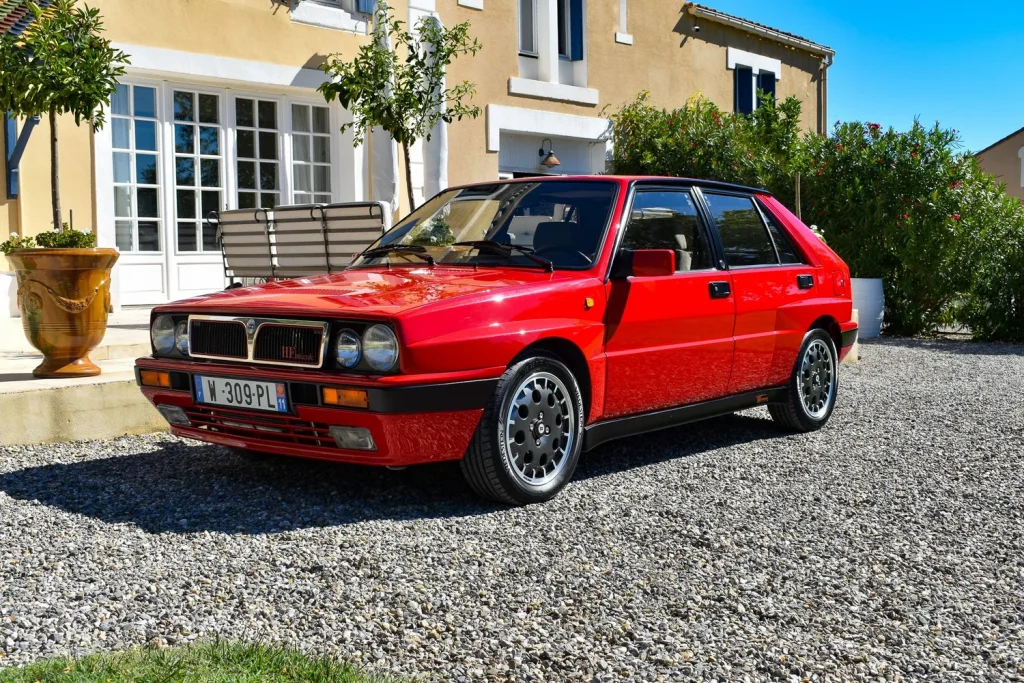 L’ancienen du jour : Lancia Delta HF Integrale 8V 1988 entièrement restaurée à vendre, l'originale en Rosso Monza