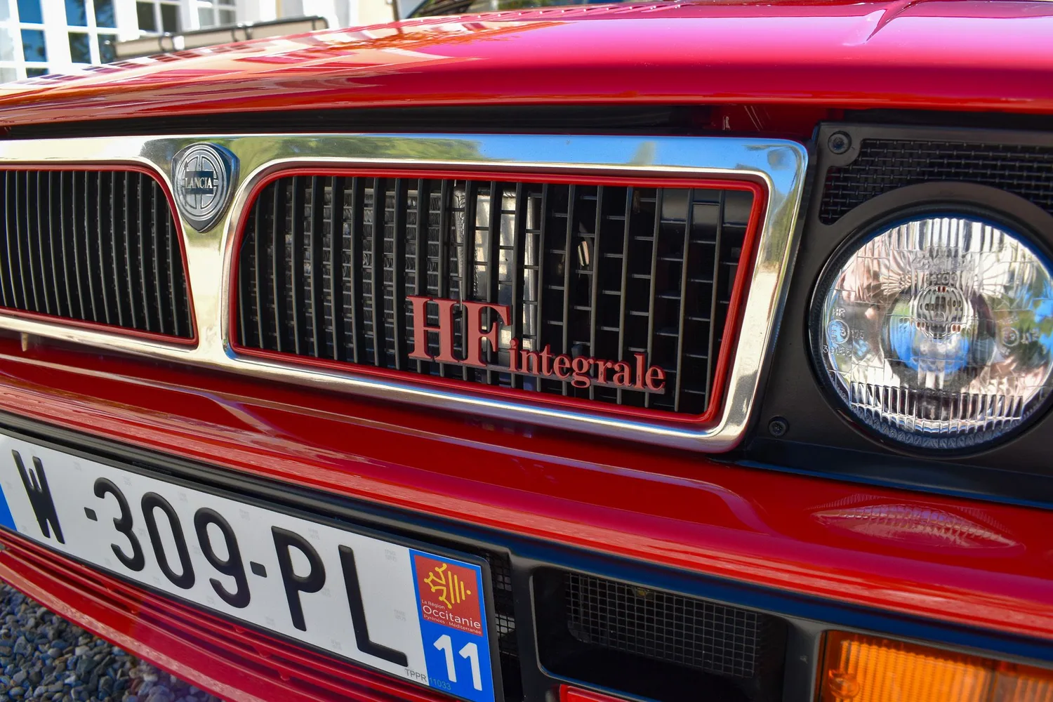 L’ancienen du jour : Lancia Delta HF Integrale 8V 1988 entièrement restaurée à vendre, l'originale en Rosso Monza