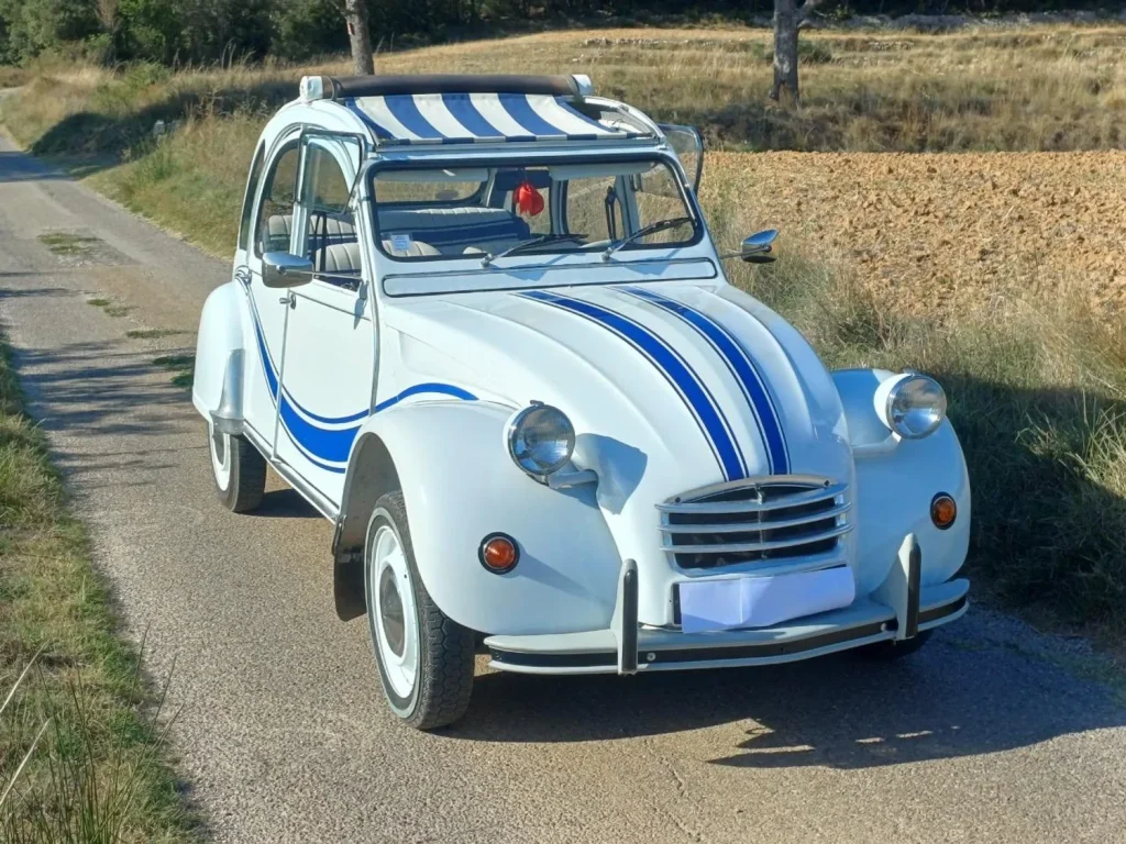 L’ancienne du jour : Citroën 2CV6 de 1972 à vendre, une rare « Évocation France 3 » restaurée L’ancienne du jour : Citroën 2CV6 de 1972 à vendre, une rare « Évocation France 3 » restaurée