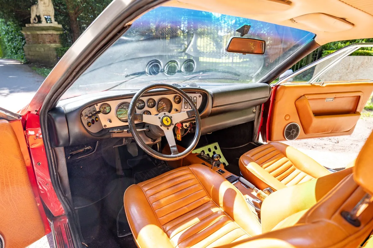 L’ancienne du jour : Ferrari Dino 308 GT4 de 1975 à vendre, une 2+2 à moteur central signée Bertone L’ancienne du jour : Ferrari Dino 308 GT4 de 1975 à vendre, une 2+2 à moteur central signée Bertone