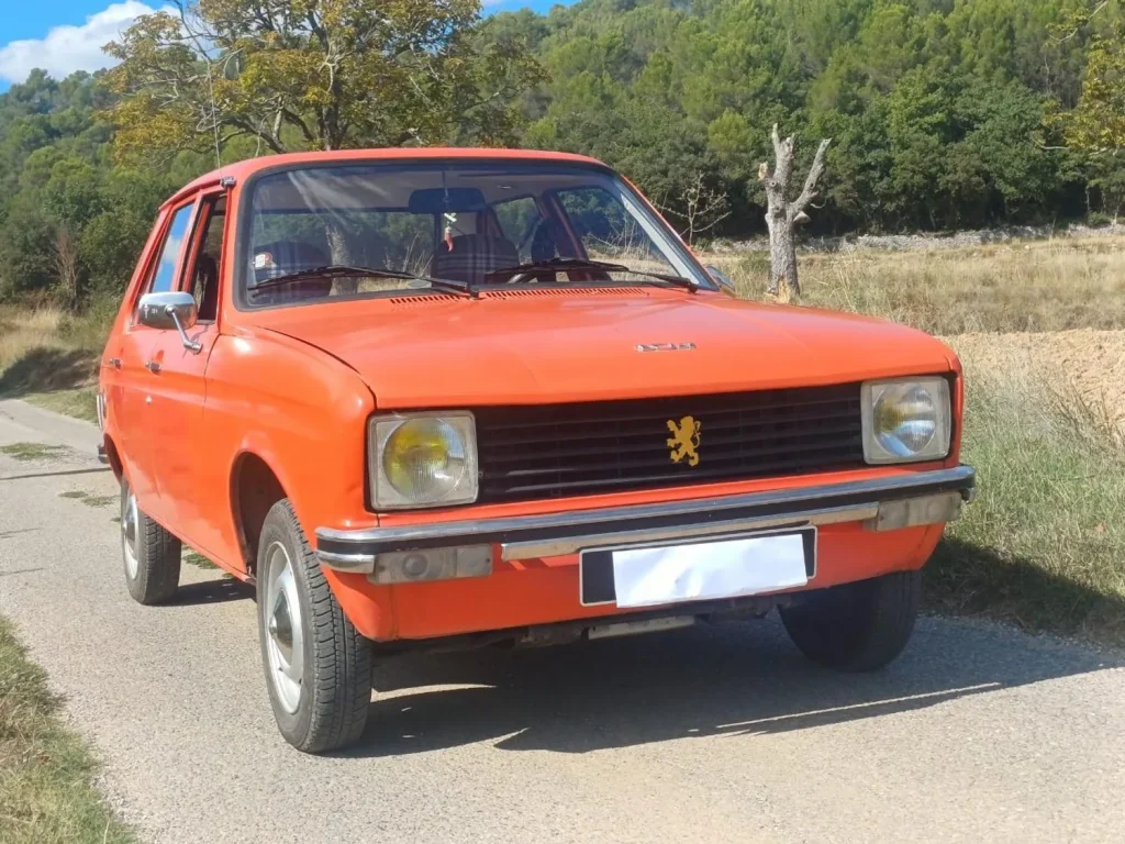 L’ancienne du jour : Peugeot 104 GL « petit coffre » de 1976 à vendre, une rarissime survivante orange