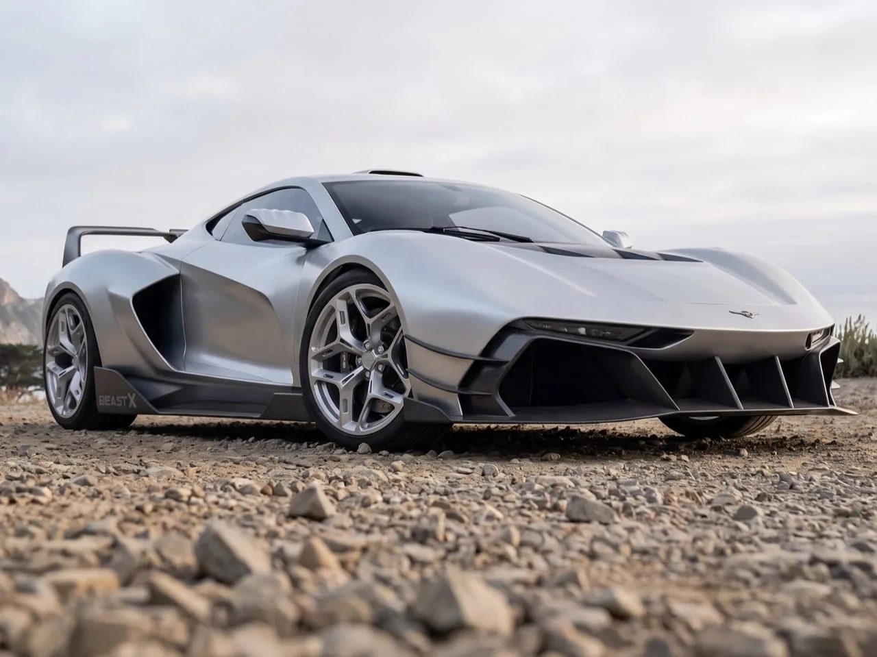 Rezvani Beast X : 1 560 ch, cinq exemplaires et un kit aéro de chasseur à réaction posé sur une Corvette Rezvani Beast X : 1 560 ch, cinq exemplaires et un kit aéro de chasseur à réaction posé sur une Corvette