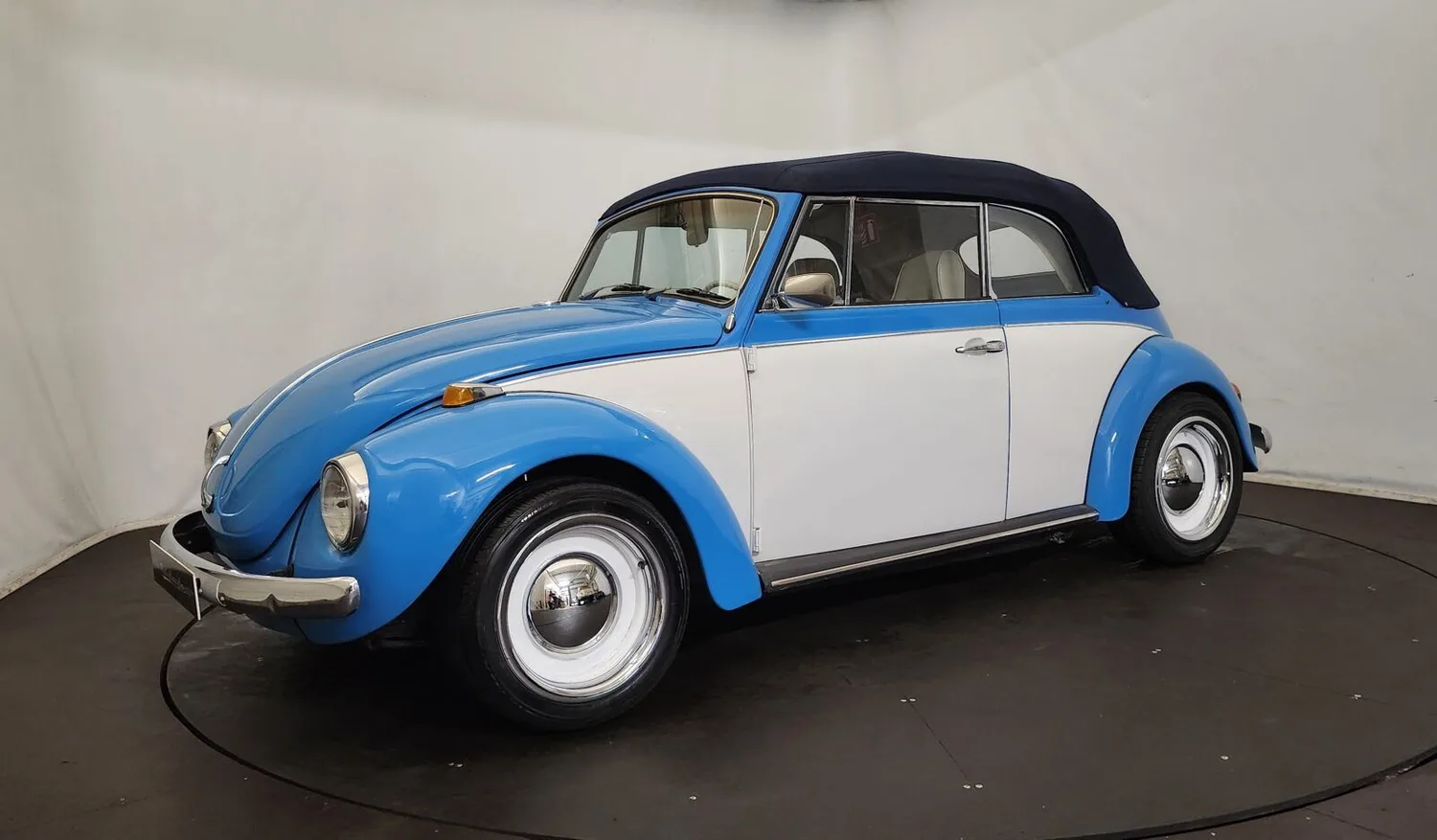 VW Coccinelle 1302 Cabriolet 1971 à vendre : une rescapée de Floride en carte grise collection VW Coccinelle 1302 Cabriolet 1971 à vendre : une rescapée de Floride en carte grise collection