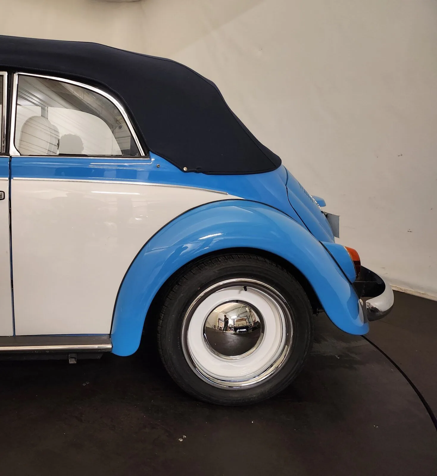 VW Coccinelle 1302 Cabriolet 1971 à vendre : une rescapée de Floride en carte grise collection VW Coccinelle 1302 Cabriolet 1971 à vendre : une rescapée de Floride en carte grise collection