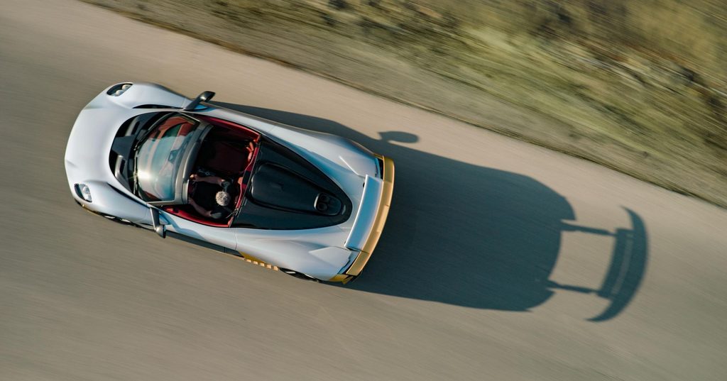 Aston Martin Valhalla Spider : un roadster hybride de 1 079 ch capable d’atteindre 350 km/h
