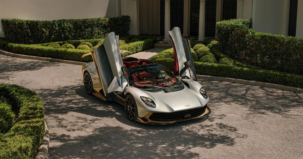 Aston Martin Valhalla Spider : un roadster hybride de 1 079 ch capable d’atteindre 350 km/h