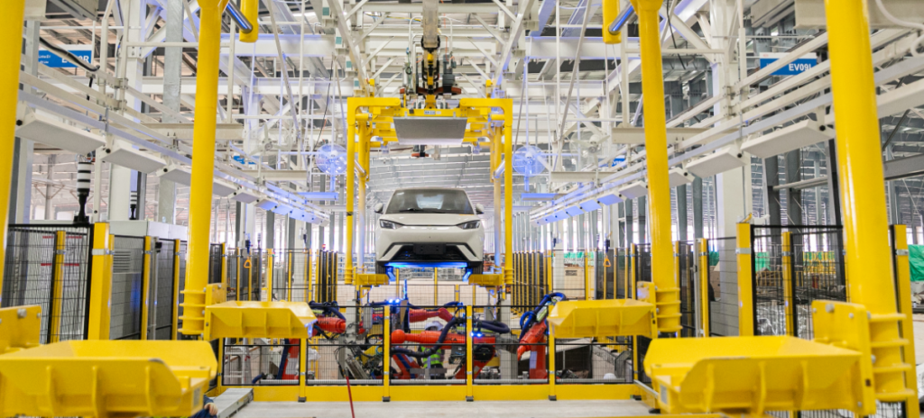 BYD compte produire 600 000 voitures par an au Brésil