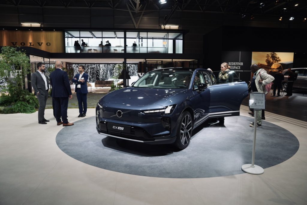 Mondial de l’Auto : entre nostalgie européenne et offensive chinoise, mon bilan de cette édition