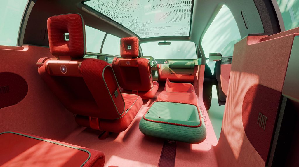 L'intérieur du FIAT Multiplay