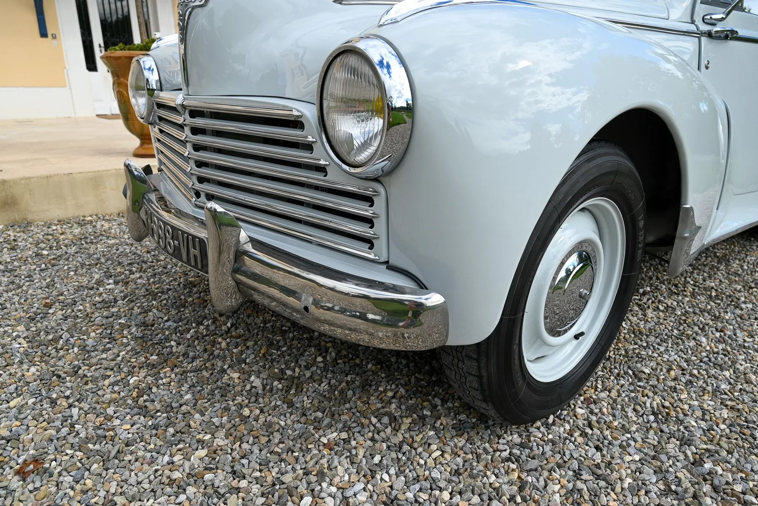 Peugeot 203 Cabriolet 1953 à vendre : un cabriolet d'après-guerre rarissime et magnifiquement restauré Peugeot 203 Cabriolet 1953 à vendre : un cabriolet d'après-guerre rarissime et magnifiquement restauré