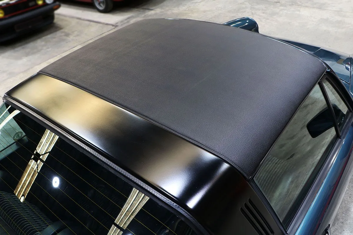 Porsche 911 SC 3.0 Targa 1982 à vendre : un exemplaire restauré en bleu pétrole métallisé Porsche 911 SC 3.0 Targa 1982 à vendre : un exemplaire restauré en bleu pétrole métallisé